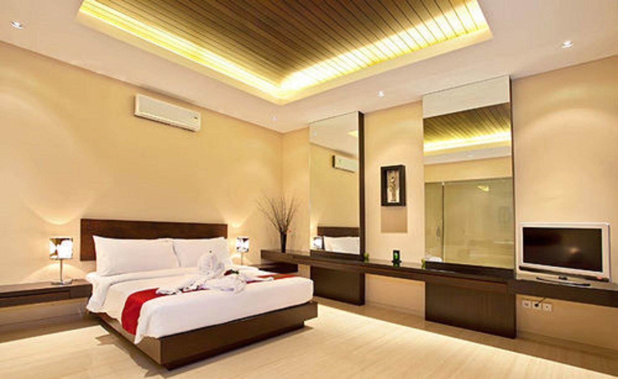 Arsa Villa Bali Seminyak Buitenkant foto