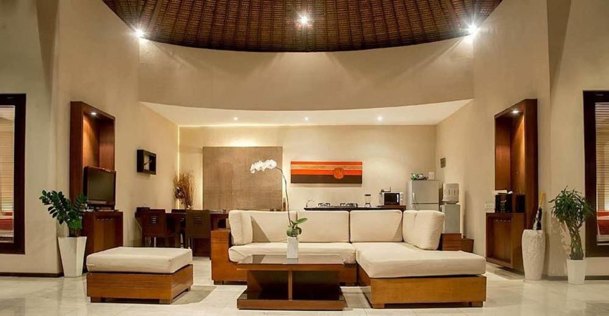 Arsa Villa Bali Seminyak Buitenkant foto