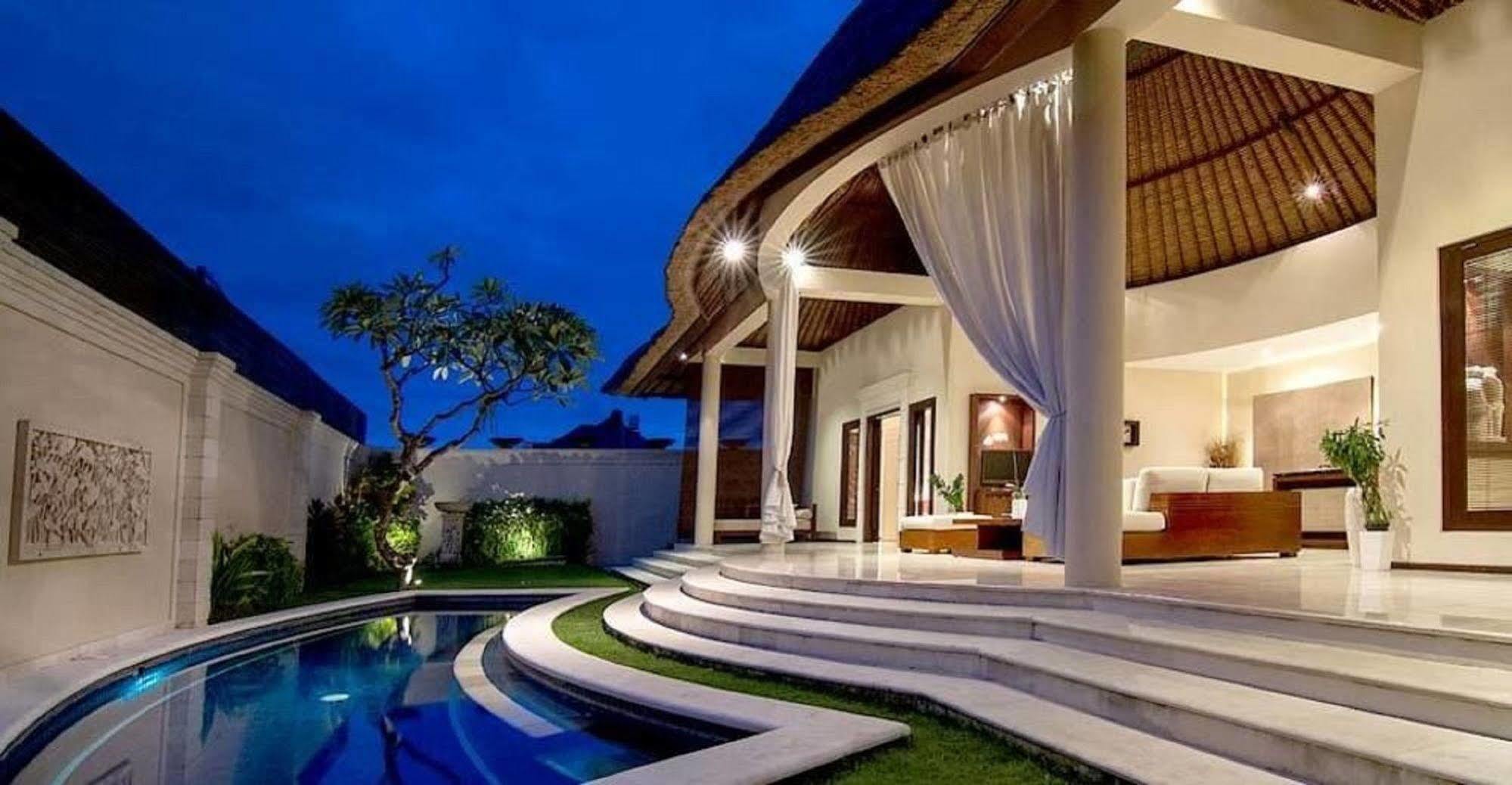 Arsa Villa Bali Seminyak Buitenkant foto